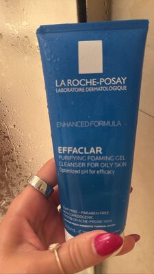 Effaclar Purifying Foaming Gel Cleanser for Oily Skin 제품 사진