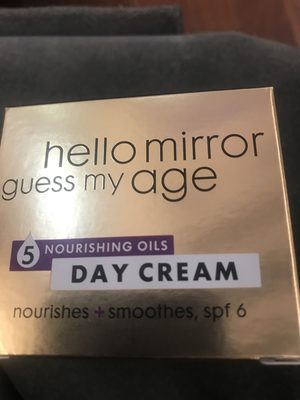 Hello Mirror guess my age 제품 사진